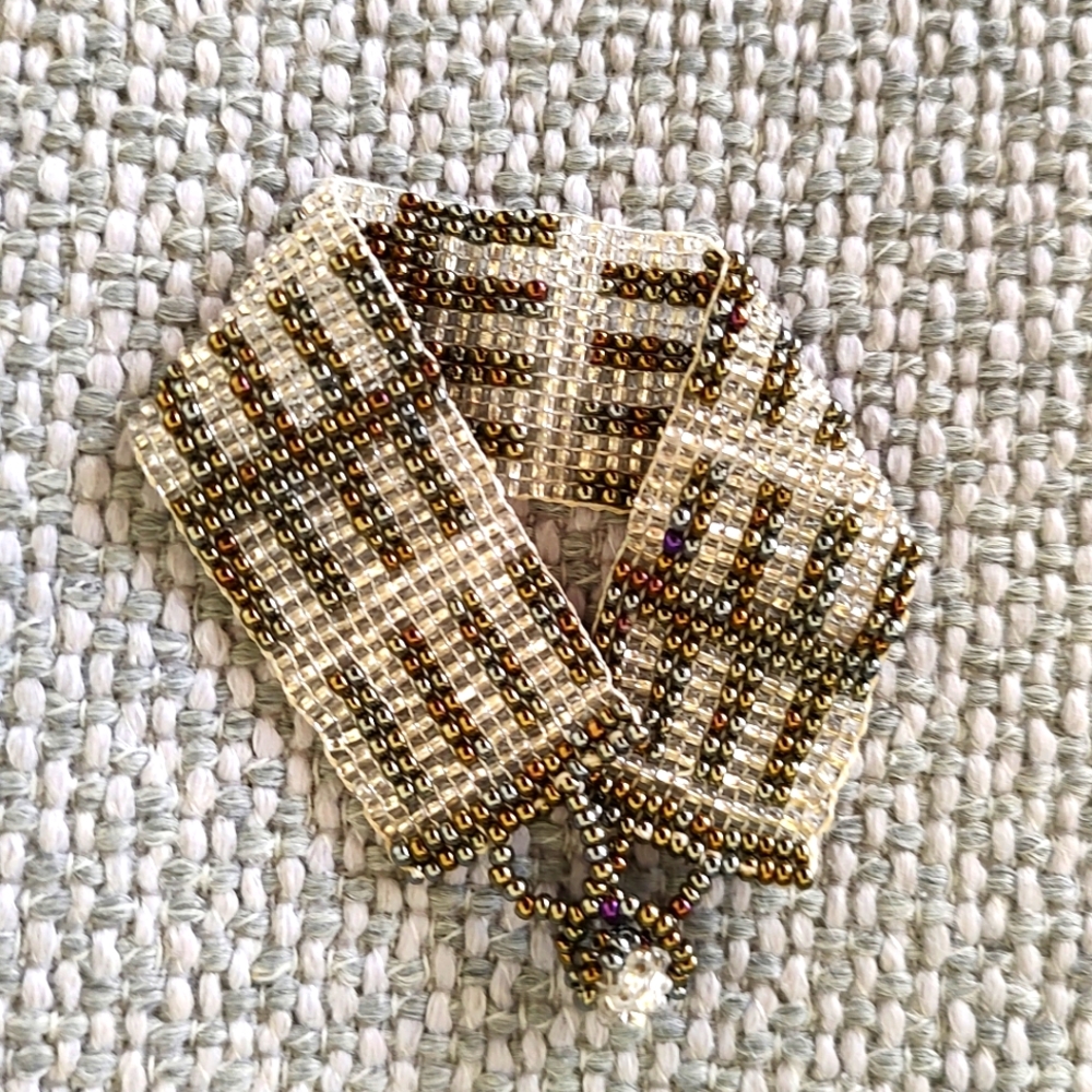 Beaded Geometric Boho Gold and Cream Bracelet